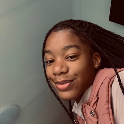 KgobetsiN's profile picture. |📍🇳🇦| IG: roszii.xx | ✨