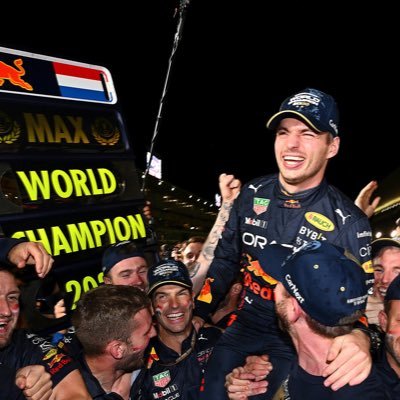 ___RC1's profile picture. @ManUtd | @Max33Verstappen |