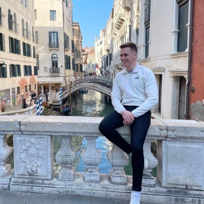 Instagram- sam_alex97