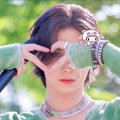 💕🌸Just a multi fandom fan girl 🌸💕 she/her 20+!! #Sunshine ☀️🌸💕 #Levantercult • Welcome to the Sangie Side • i draw sometimes✌️💕 art account @mintyeosang