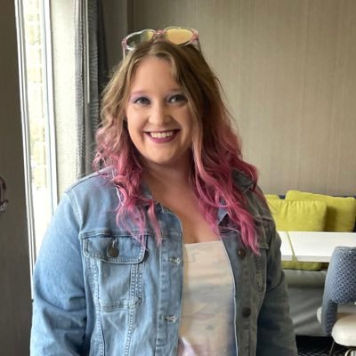 samantha_2411's profile picture. she/her | Meteorologist | Ball State Alum | Hoosier at ❤️ | Wherever you go, no matter the weather, always bring your own sunshine | Opinions are mine alone