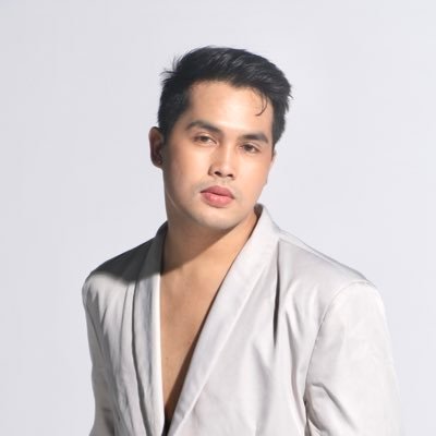 Isko | UP Filipiniana Dance group| UPeepz | @nbcwordofdanceS4 contestant| IG accnt: @roygiebiv