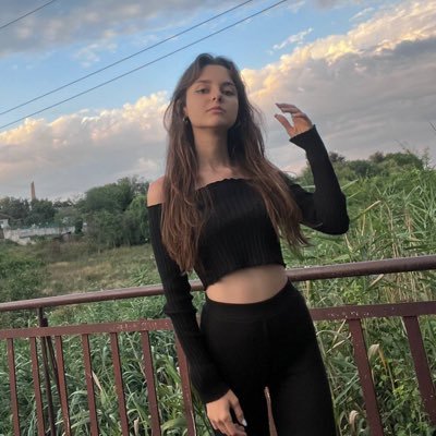 julie_murrrr's profile picture. Content Manager👩🏻‍💻 & Copywriter📃 at @NookiTeam Influencer🌸 share my thoughts and experiences