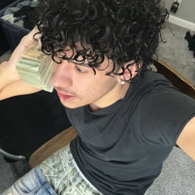 lowkeytrey01's profile picture. 