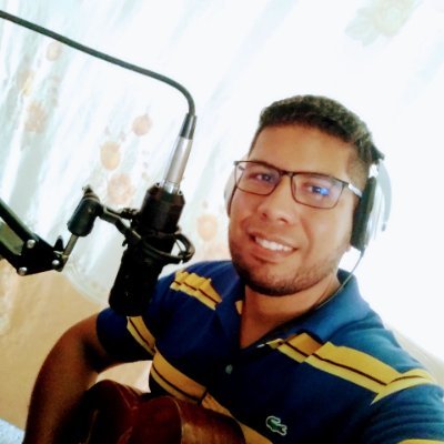 Seguidor d Jesucristo! Venezolano, Republicano,Canto y Escribo Canciones.