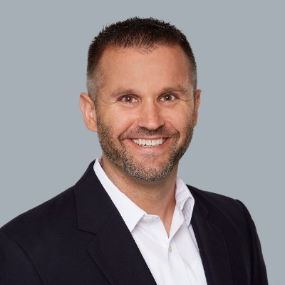 Speaker. Author. Storyteller. Passionate about leadership. Books: MANAGING MILLENNIALS and EMPLOYEE LEAPS.
