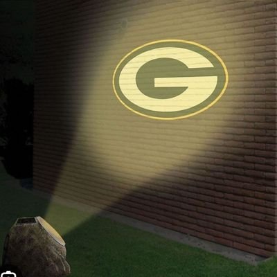 Love the packers. Ive been a packer fan since 1993. Go Pack Go!