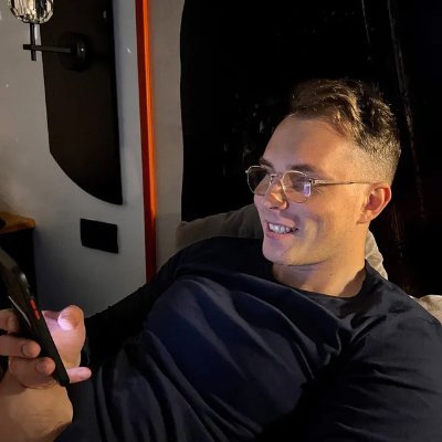 Developer living in Argentina for over a year. ❤️ Proud husband and father of twins. 🌟 Exploring code and life's adventures.