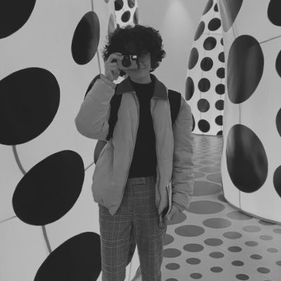 itsdima04's profile picture. designing, writing, creating & learning.