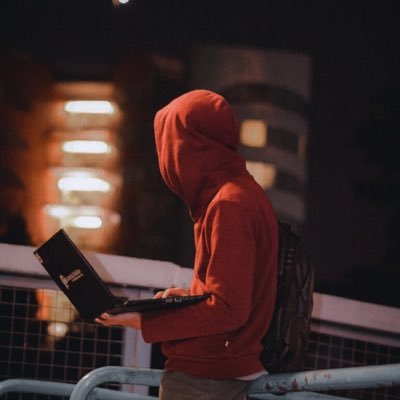 FaisalShadiq's profile picture. Everything Become Easy ✨