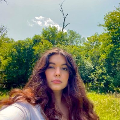 pnicolada's profile picture. 🐶🥝🎨  #dogmom