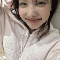 َ (@criseuraelle) 's Twitter Profile Photo َ (@criseuraelle) 's Twitter Profile Photo