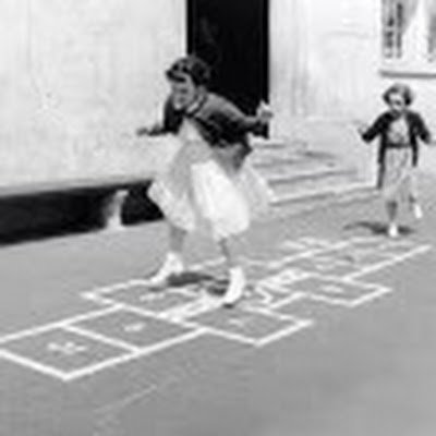 b1555158's profile picture. 