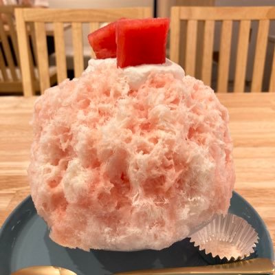かき氷が好きで１年中食べています☀️東京の東側、下町エリアのお店が多いです。かき氷やスイーツが好きな方、フォローしてくださると嬉しいです🧊🍧カフェ巡りインスタもやっています☕️