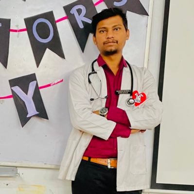 Became future a doctor 👨‍⚕️👨‍⚕️ medico❤️ @skh_mc jaipur 📍