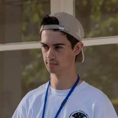 Osidis_'s profile picture. Acharné et passionné