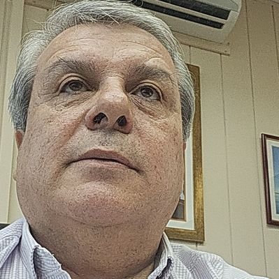 - Diputado Nacional
Periodos (2003-2008) | (2008-2013)
- Asesor de Comunicación Social
Entidad Binacional Yacyretá.