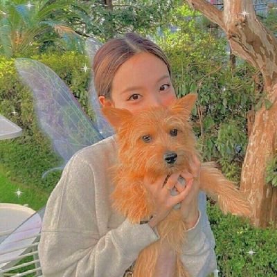 namorada do hobi 😻💗 e filha da mia colucci 😘                               
                          
               ela/dela (nayeon) @spacegowon 🏡