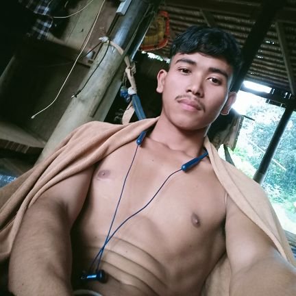 ចង់លេងជាមួយខ្ញុំសូមឱ្យមានសុជីវធម៌ខ្លះផង