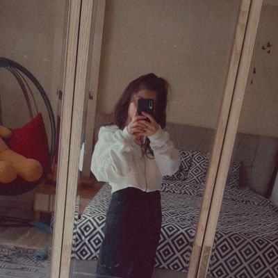 xhamide8's profile picture. 