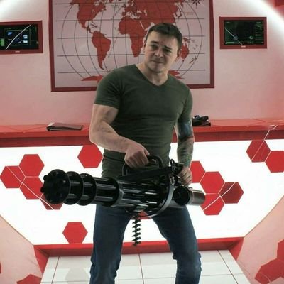 SevostyanovRu's profile picture. сделан в Сибири, понаех, муж и амбассадор селёдки под шубой в Испании