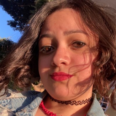 AmiraaKhaledd's profile picture. Walking corpses with empty souls.