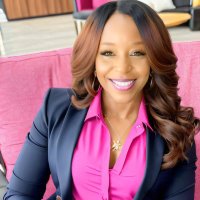 Chrystal P (@chrystalp10) 's Twitter Profile Photo