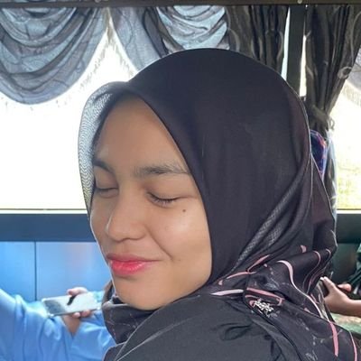 DenneyDynn's profile picture. 💙💜💛