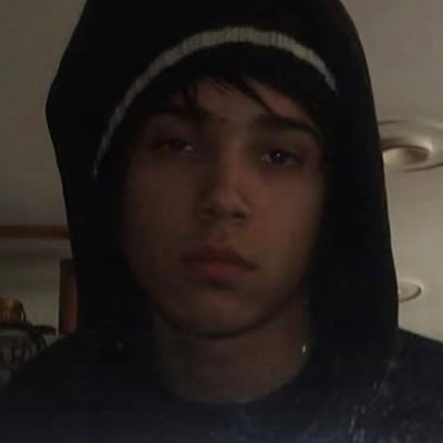 19 🇵🇱 he/him transpłciowy - DND, horror and creepypasta fan