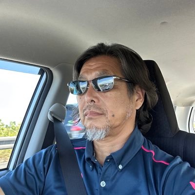Mitsuhiro372's profile picture. 54歳になった時、何にも決めずに34年勤めた会社を辞めて、もがいてはいますが、いつか自分の信じた道を歩いていきたいね〜〜(^_^)と甘い考えしてるオッさんです👍👍