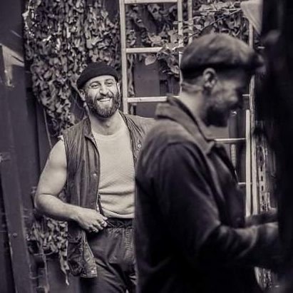 Actor/Photographer- UKsnavi 'In The Heights' Montesecco in Medici s2.
Twitter - where angry people go to argue