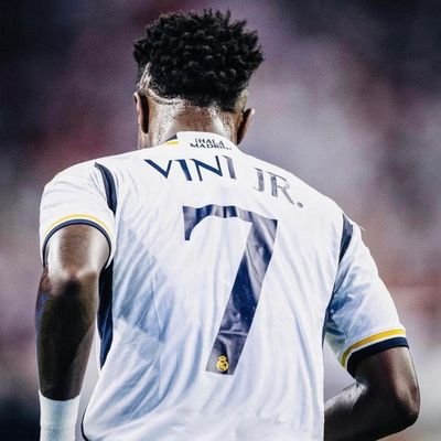 CancheritoReal's profile picture. Real Madrid y nada más 🤍🤍🤍 | 36 Ligas | 15 Champions League | 20 copas | 👑 Puritito Real Madrid 👑