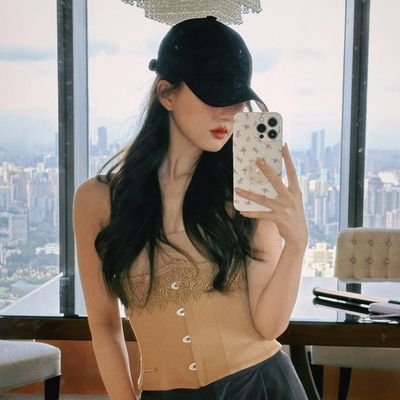 arraseo09's profile picture. 🍉 Tommorow Will Be Free!