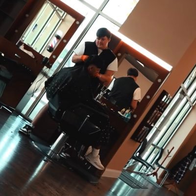 Barber💈 Follow all the Socials and Sub to the Youtube to support‼️🙏🏼 Insta ~ j.klipz_ Youtube ~ j.klipz Facebook ~ Jaxson Rogers TikTok ~ j.klipz