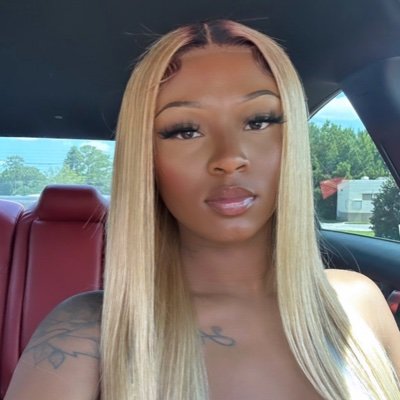 Exclusive content🔥
Ya 🥷🏾 Favorite💕
Ft calls available🎥
Ask for my customs🤍