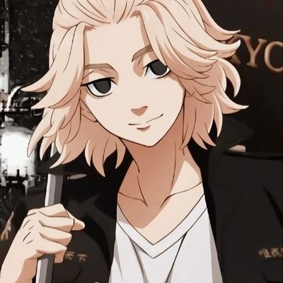 MarwaFlint's profile picture. فنان