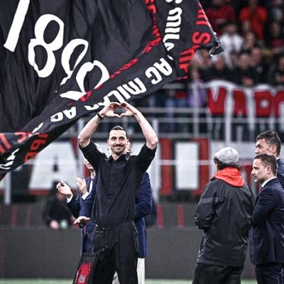 Solo con voi ..  sempre con voi  @acmilan