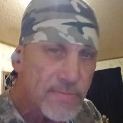 JamesHolli732's profile picture. 