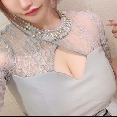 CarlyFritz73220's profile picture. 海外商品のバイヤー・27歳・最近の趣味はテニス・ママ活コミュニティ運営してます・フォロワー限定でママさん紹介💓