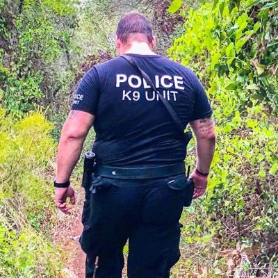 Detective Sergeant | @RGPolice. Public Order & Firearms. Former K9 Unit. ASP Instructor. Amateur Strongman, Student Pilot, Rugby Player. Views are my own