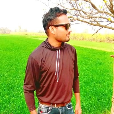 Mohit Prajapati (101% follow back)