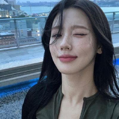 mygcby's profile picture. jk pasa humo
