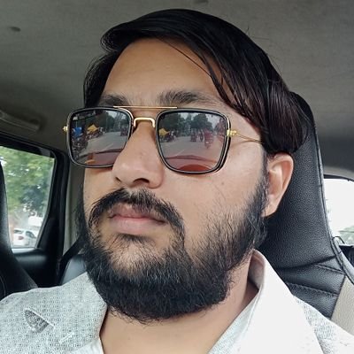 मेरे दो चार ख्वाब हैं जिन्हें मैं आसमान से दूर चाहता हूँ |
जिन्दगी चाहे गुमनाम रहे, पर मौत मैं मशहूर चाहता हूँ ||