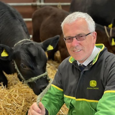 Advocate for agriculture, research & training | Love cattle & farm shows | CARAS | The Farmers Club | Lantra | Nuffield | RUAS | Drumcorn Angus | All views mine