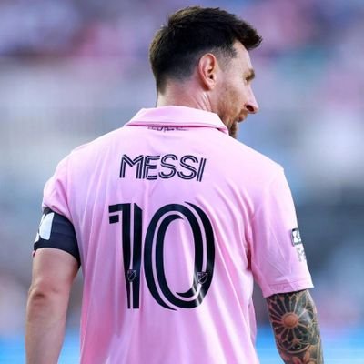 Yo vi a Messi levantar la del mundo⭐️🇦🇷
@BocaJrOficial 💛💙. F1. Misionero.MAGA.