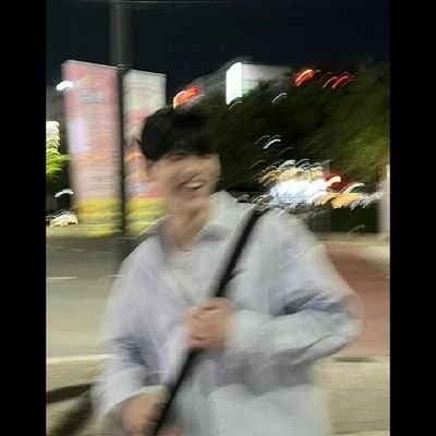 lexxaz22's profile picture. 