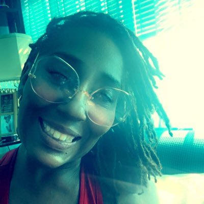 pattystrange327's profile picture. Well behaved women never create a splash!