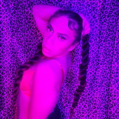 beautifully bad transwomen🌸
Island girl at its finest 🏝
