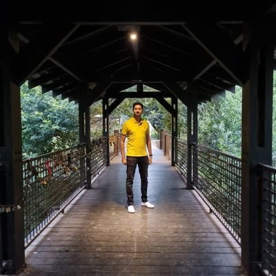 Devesh_Lakman's profile picture. 