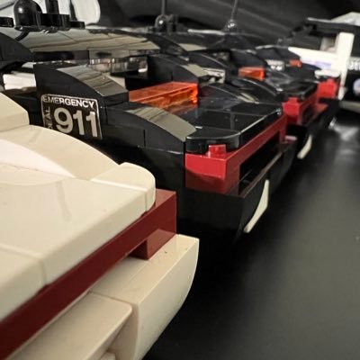 LEGO、アメリカンポリス、なによりクラビクを愛してやまない大学生です。よろしくお願いします。@WeareNVPD #レゴポリス同好会